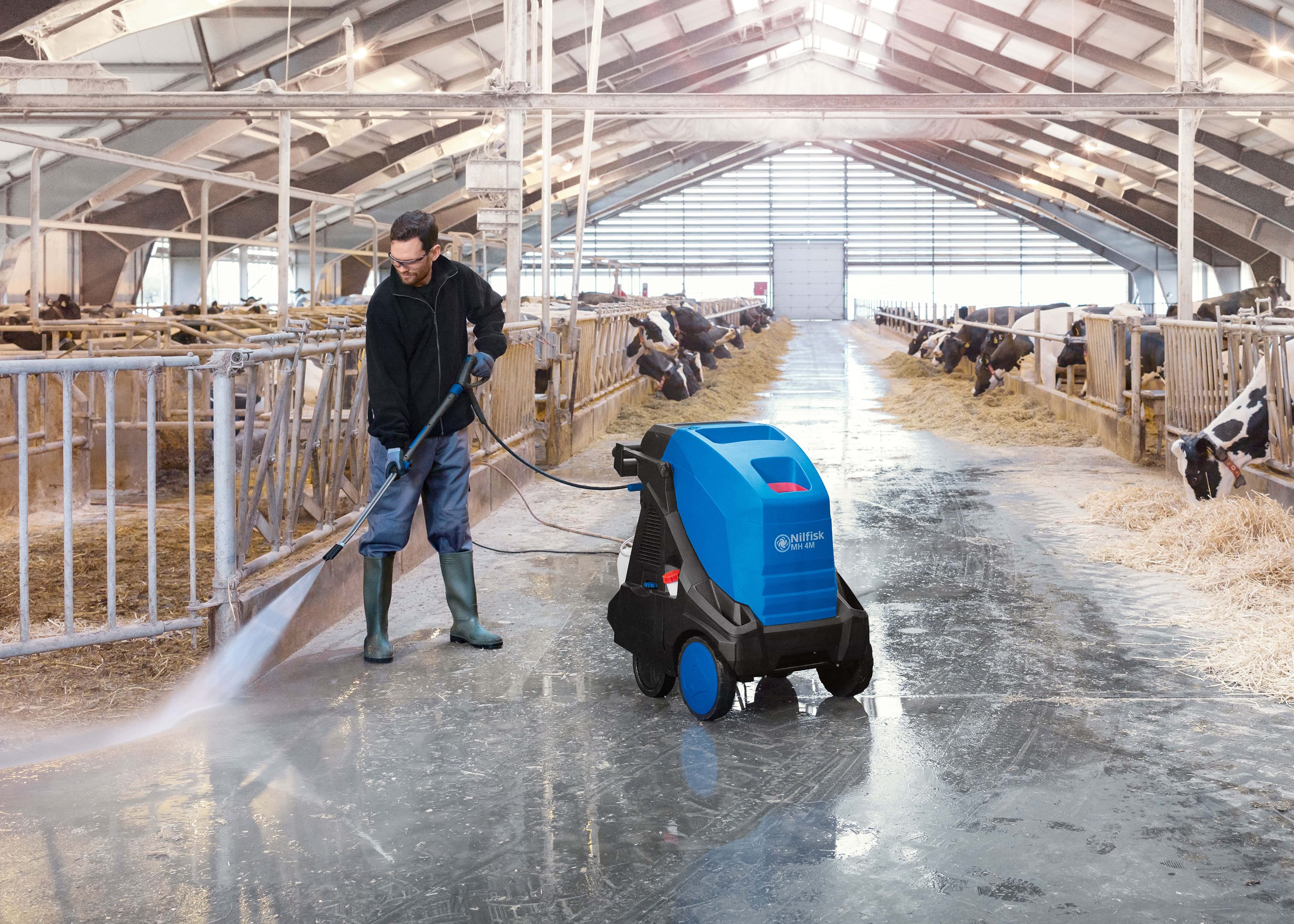 Mobile pressure washers